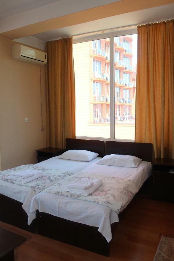 Eleganti Hotel Batumi Ngoại thất bức ảnh